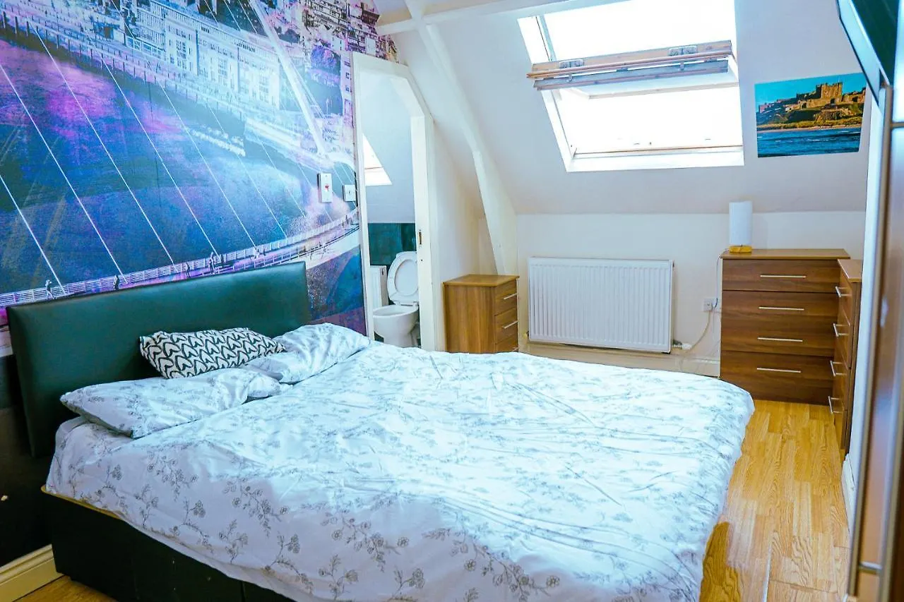 Guest house 412B Westgate - Room 6 Newcastle upon Tyne